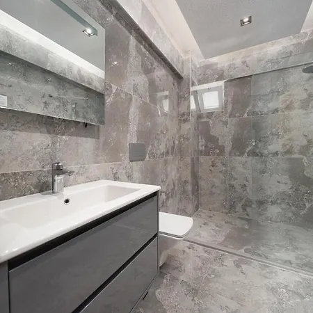 Sleeps 5 With Pool Air Con And Wifi * Oludeniz