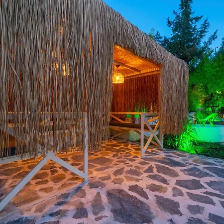 Sleeps 5 With Pool Air Con And Wifi Oludeniz